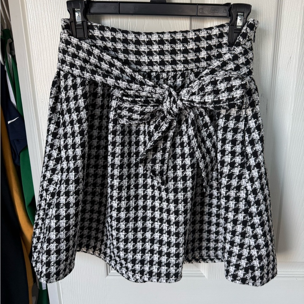 Express Black and White A-Line Skirt